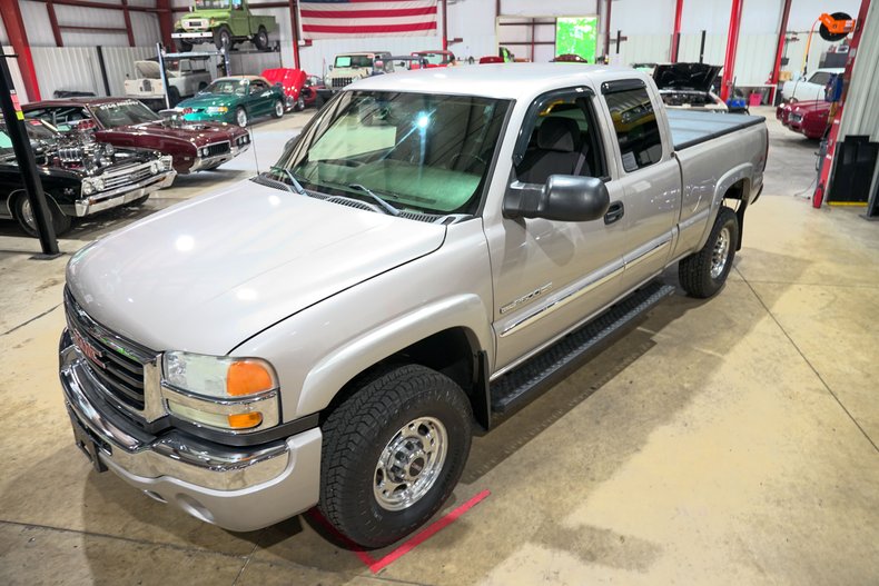 2005-gmc-sierra-2500-4x4-extended-cab-for-sale-grand-rapids-mi-09