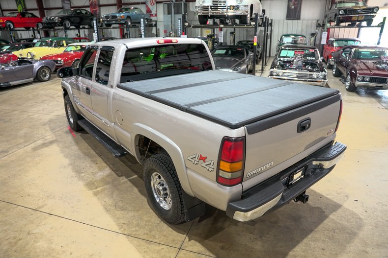 2005-gmc-sierra-2500-4x4-extended-cab-for-sale-grand-rapids-mi-10