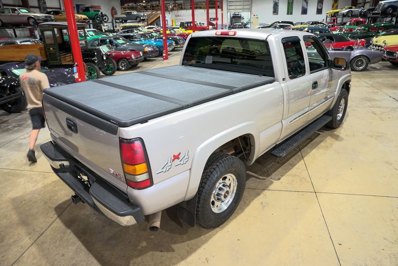 2005-gmc-sierra-2500-4x4-extended-cab-for-sale-grand-rapids-mi-11