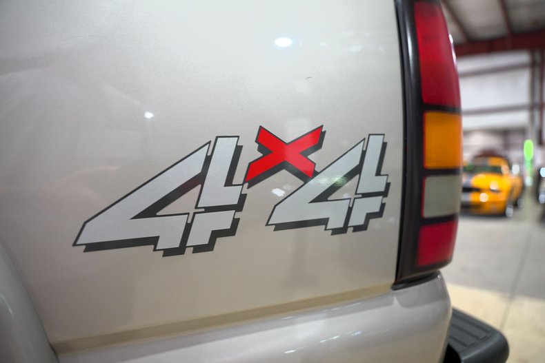 2005-gmc-sierra-2500-4x4-extended-cab-for-sale-grand-rapids-mi-16