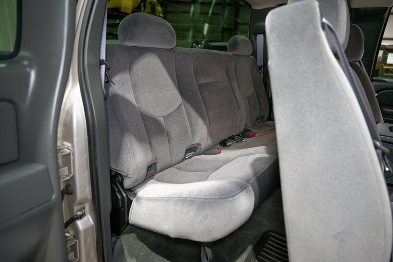 2005-gmc-sierra-2500-4x4-extended-cab-for-sale-grand-rapids-mi-25