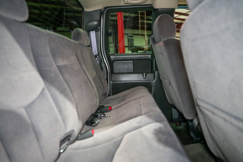 2005-gmc-sierra-2500-4x4-extended-cab-for-sale-grand-rapids-mi-26