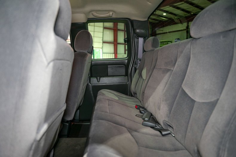 2005-gmc-sierra-2500-4x4-extended-cab-for-sale-grand-rapids-mi-29