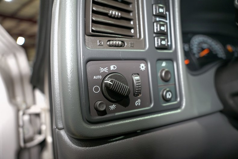 2005-gmc-sierra-2500-4x4-extended-cab-for-sale-grand-rapids-mi-35