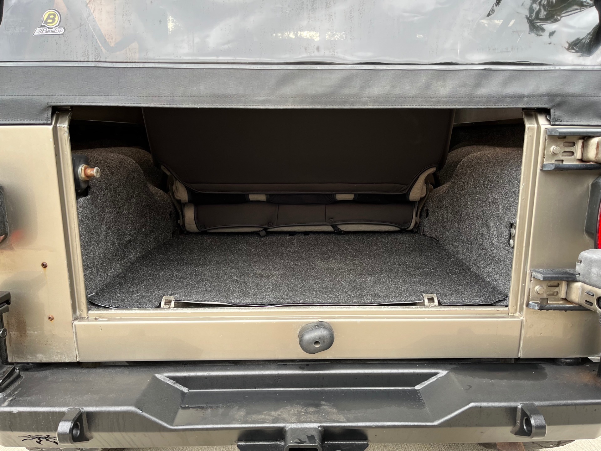 2005-jeep-wrangler-unlimited-rubicon-for-sale (12)