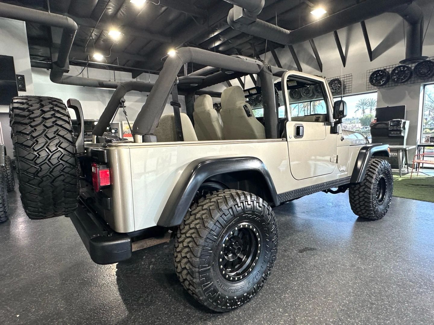 2006-jeep-wrangler-rubicon-unlimted-for-sale-anaheim-ca-8