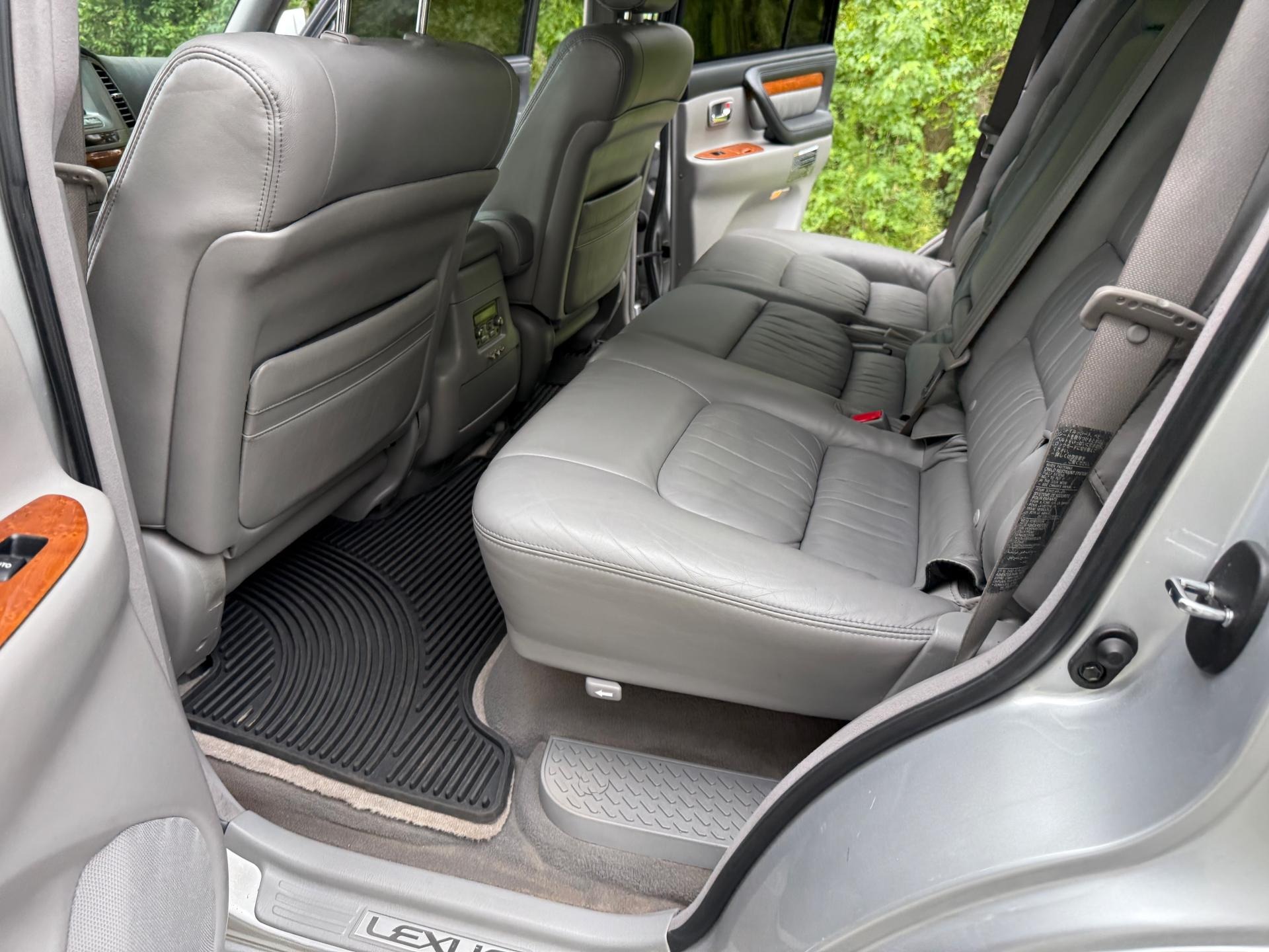2006-lexus-lx-470 (6)
