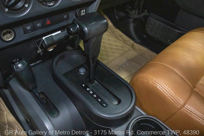 2008-jeep-wrangler-unlimited-rubicon (24)