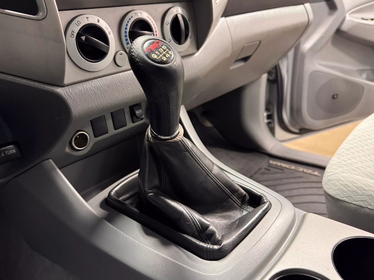2011-toyota-tacoma-for-sale (15)