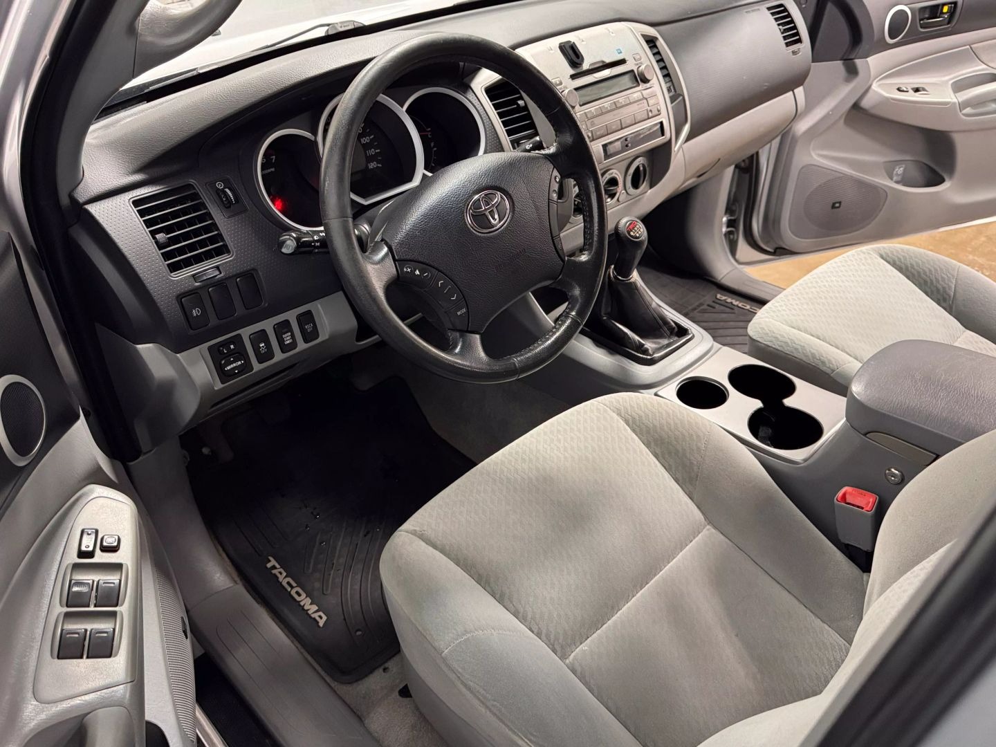 2011-toyota-tacoma-for-sale (9)