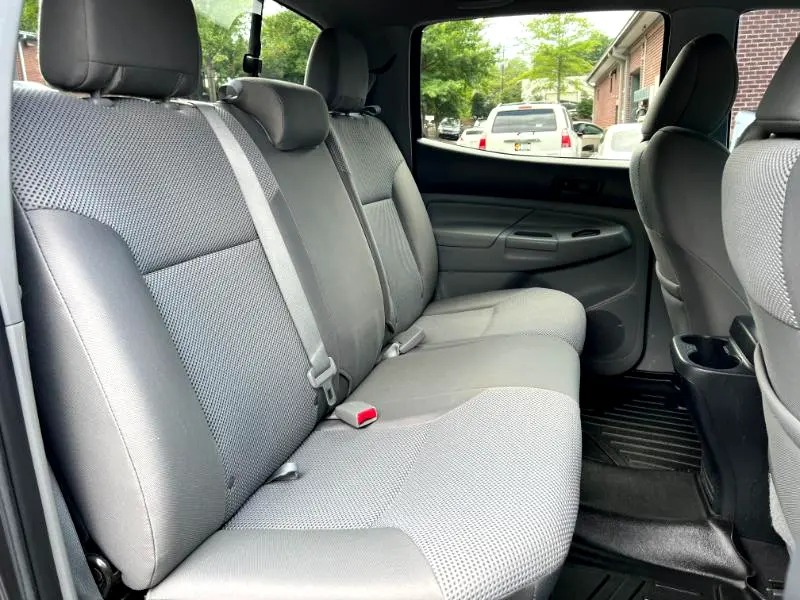 2013-toyota-tacoma-double-cab-for-sale (19)
