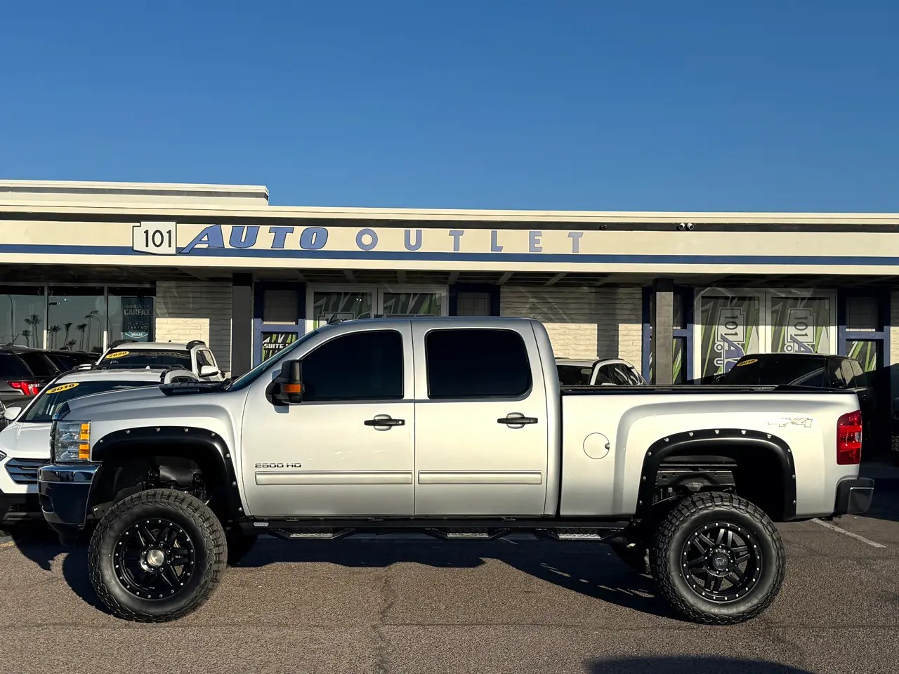2014-chevrolet-silverado-2500-hd-lt-for-sale-scottsdale-az-2