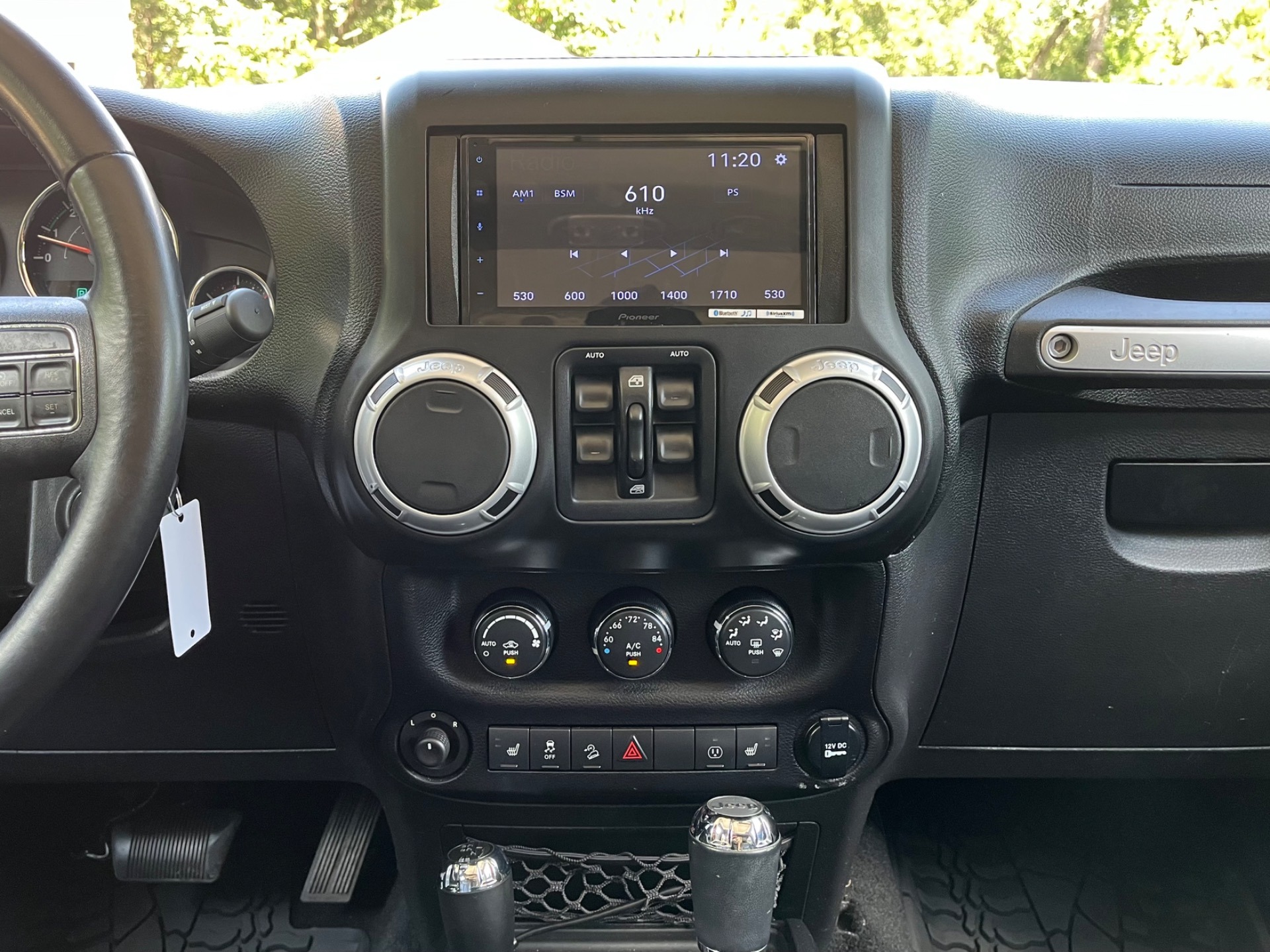 2014-jeep-wrangler-unlimited-sahara-for-sale (10)