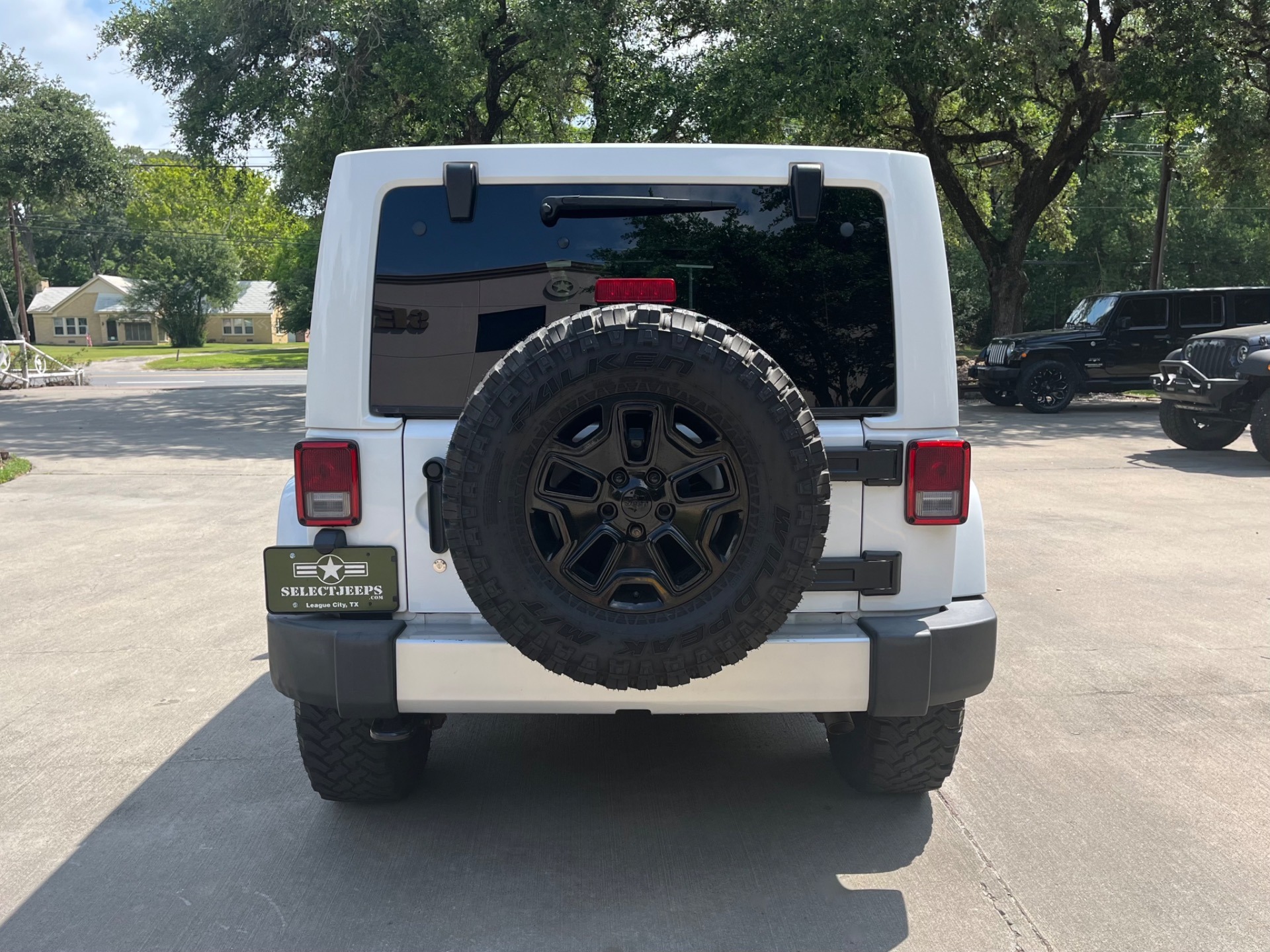 2014-jeep-wrangler-unlimited-sahara-for-sale (21)