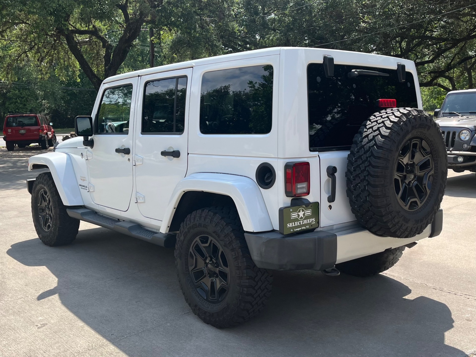 2014-jeep-wrangler-unlimited-sahara-for-sale (22)