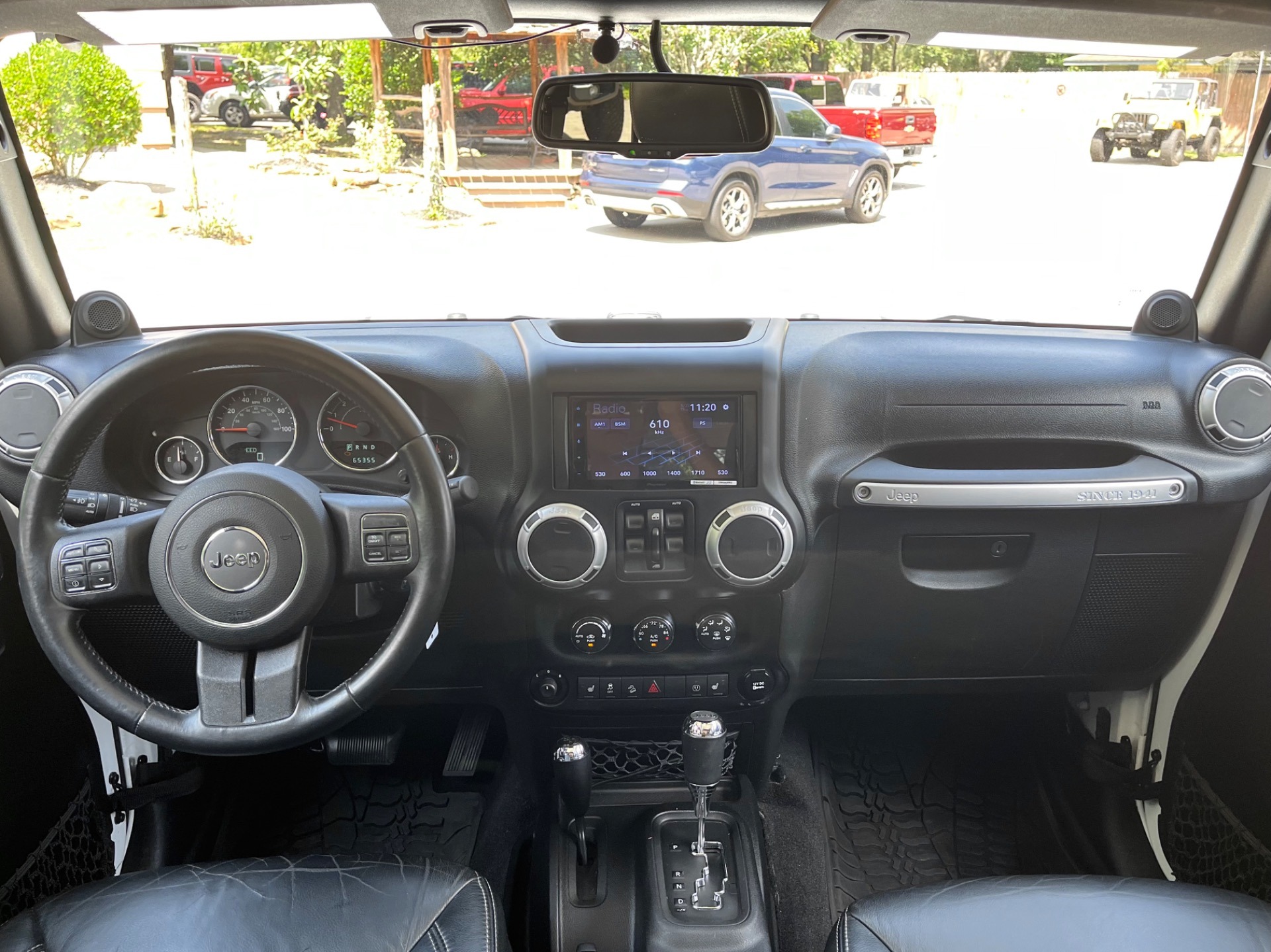 2014-jeep-wrangler-unlimited-sahara-for-sale (26)