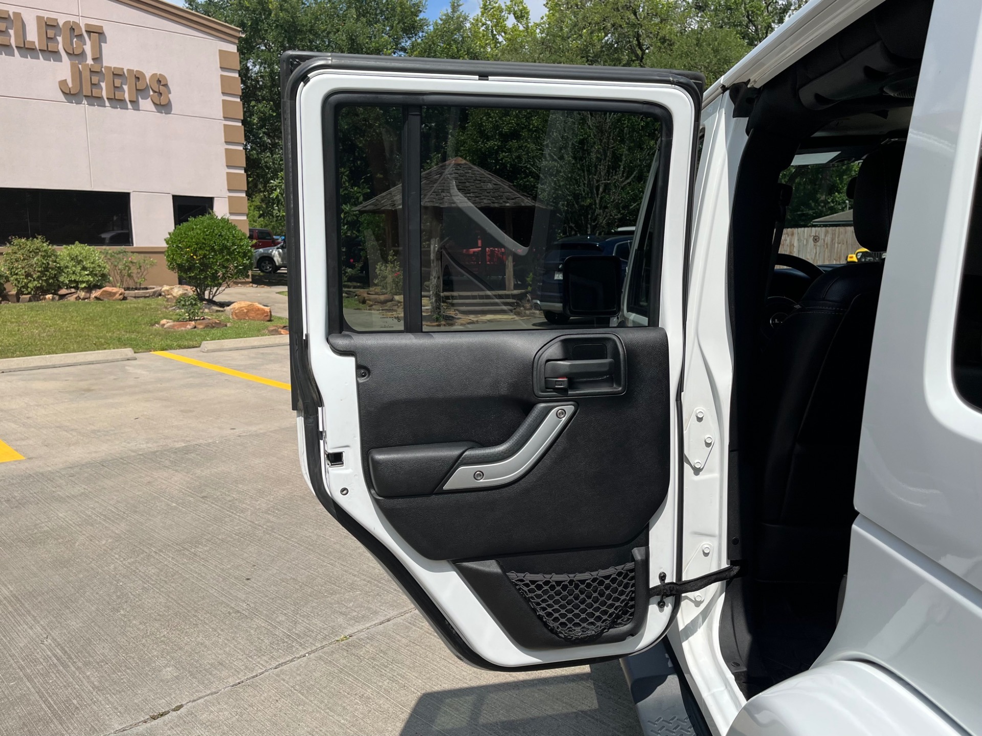 2014-jeep-wrangler-unlimited-sahara-for-sale (5)