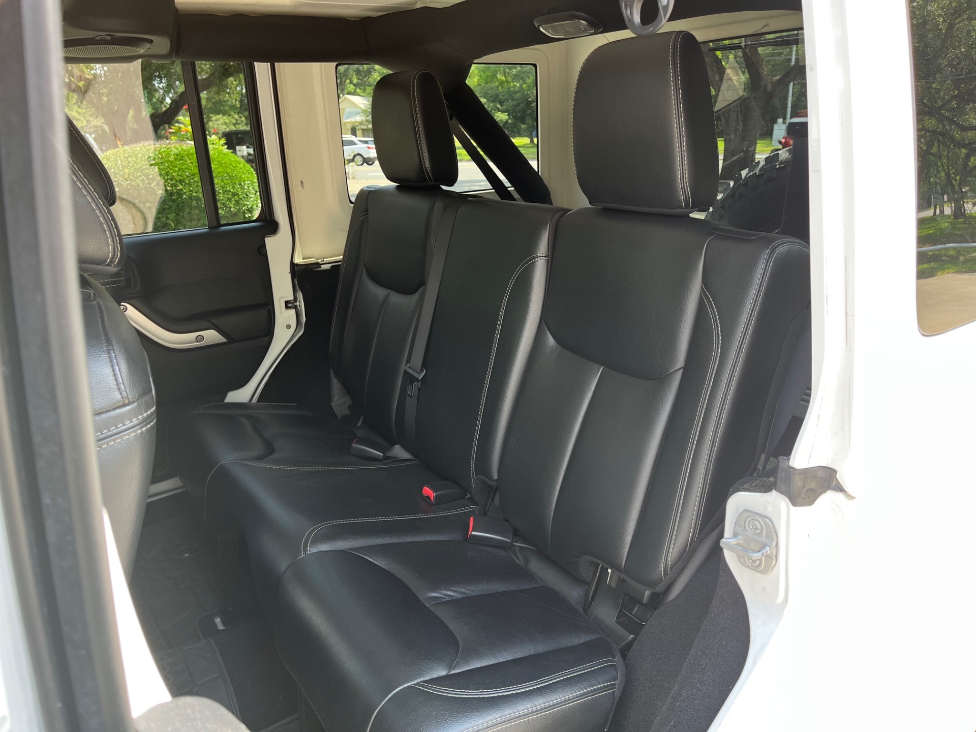 2014-jeep-wrangler-unlimited-sahara-for-sale