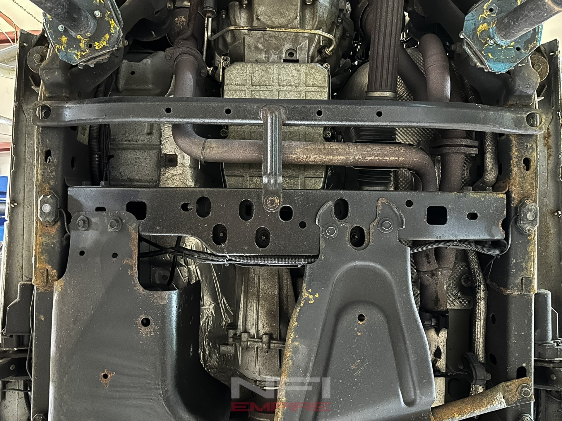 2014-jeep-wrangler-unlimited-sahara-modified (2)