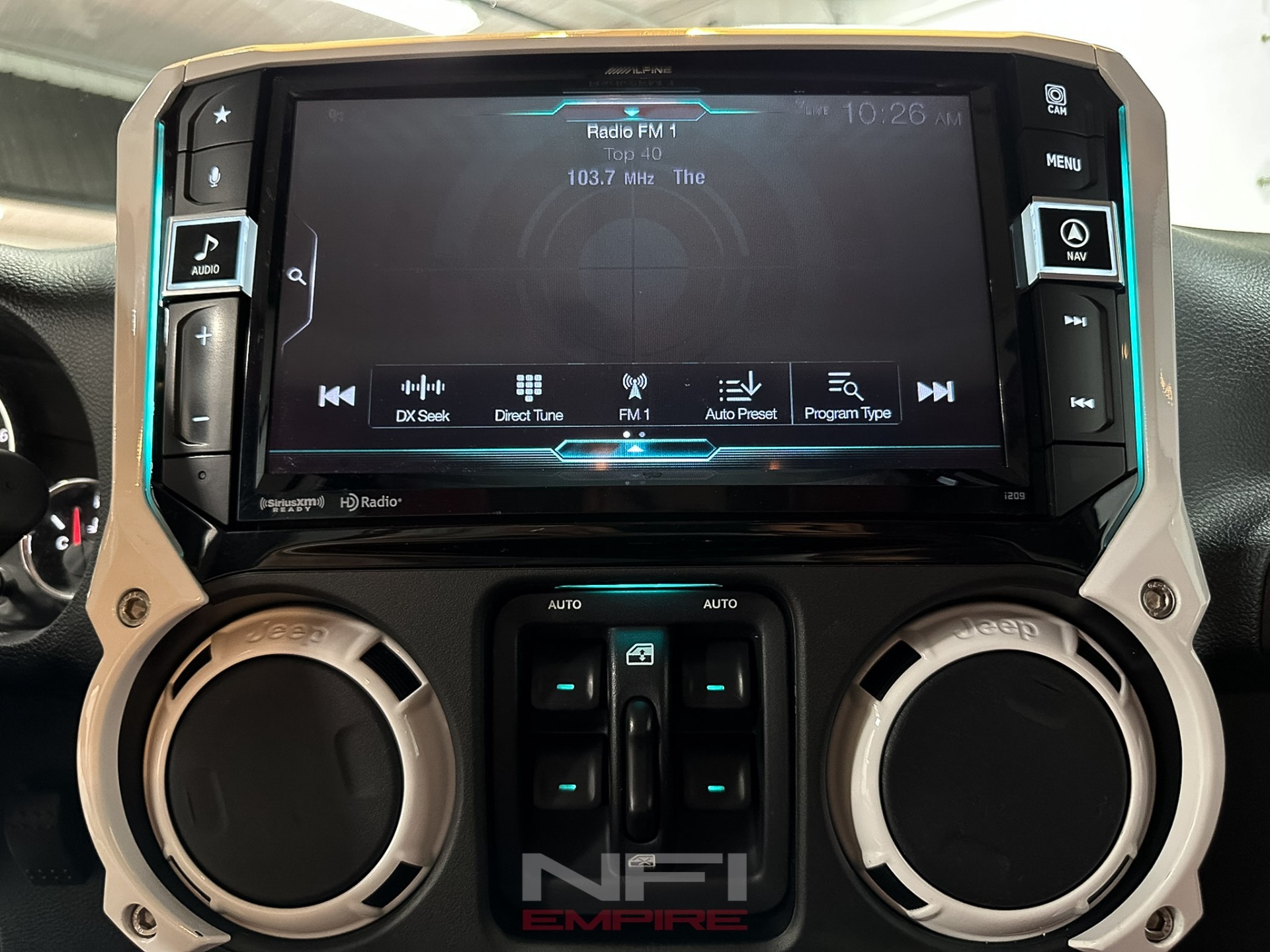 2014-jeep-wrangler-unlimited-sahara-modified (28)