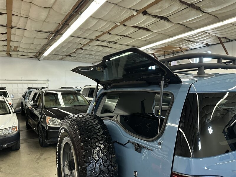 2014-toyota-fj-cruiser-trail-teams-edition (11)