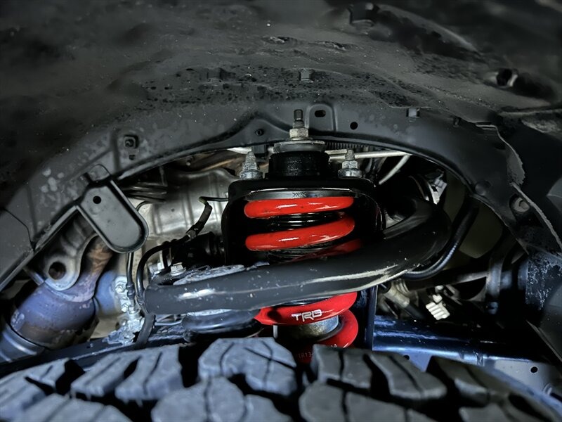 2014-toyota-fj-cruiser-trail-teams-edition (52)