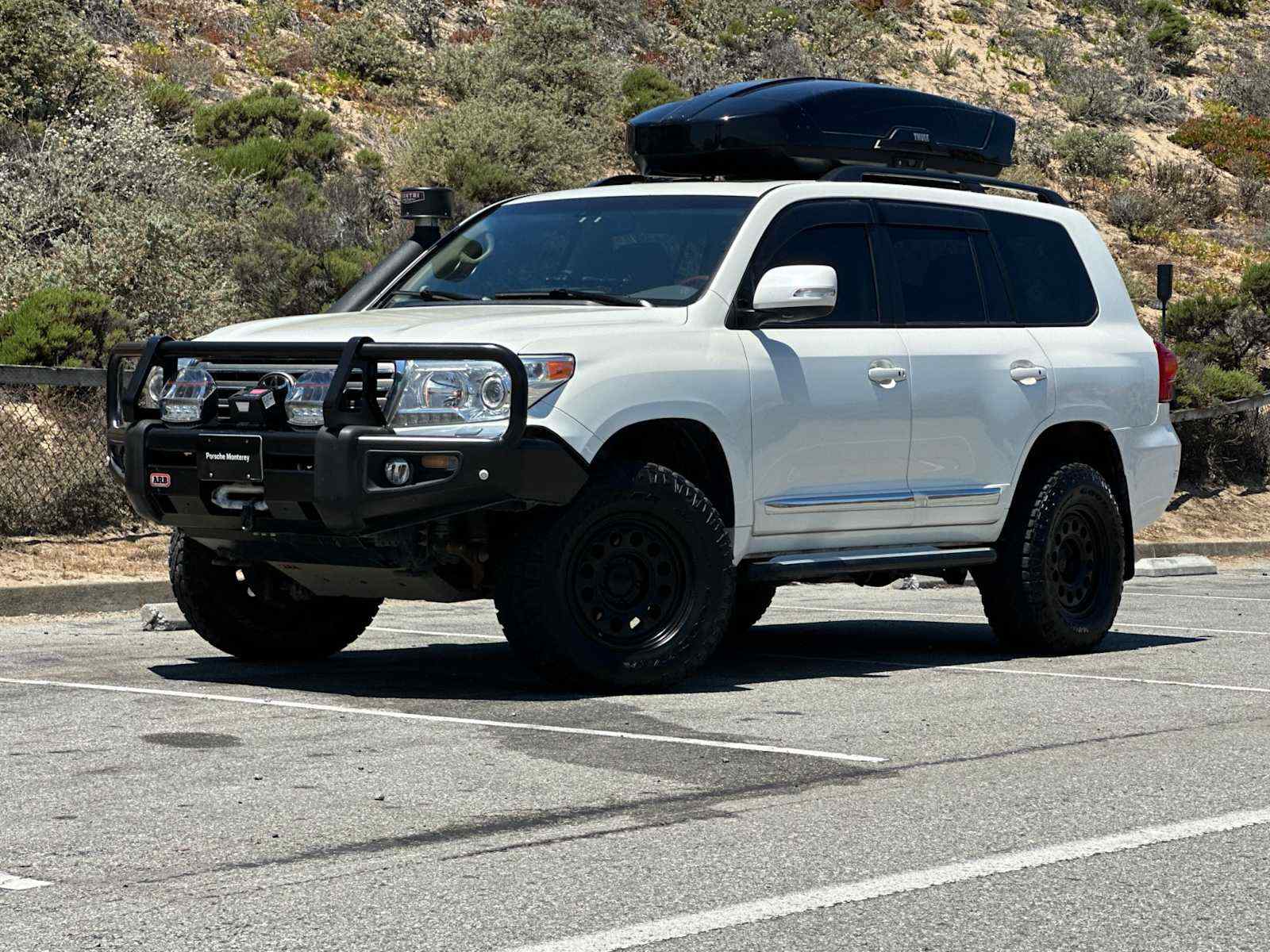 2014-toyota-land-cruiser-for-sale-monterey-california-01