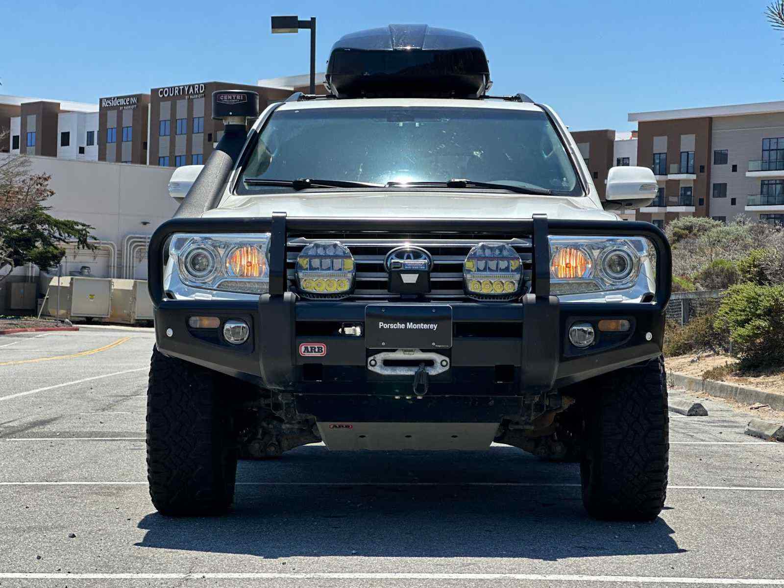2014-toyota-land-cruiser-for-sale-monterey-california-11