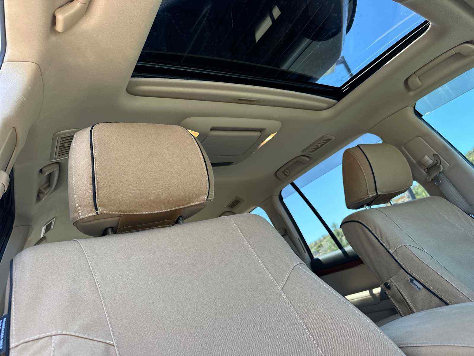 2014-toyota-land-cruiser-for-sale-monterey-california-16