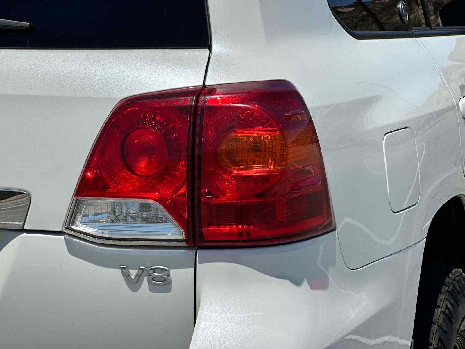 2014-toyota-land-cruiser-for-sale-monterey-california-25