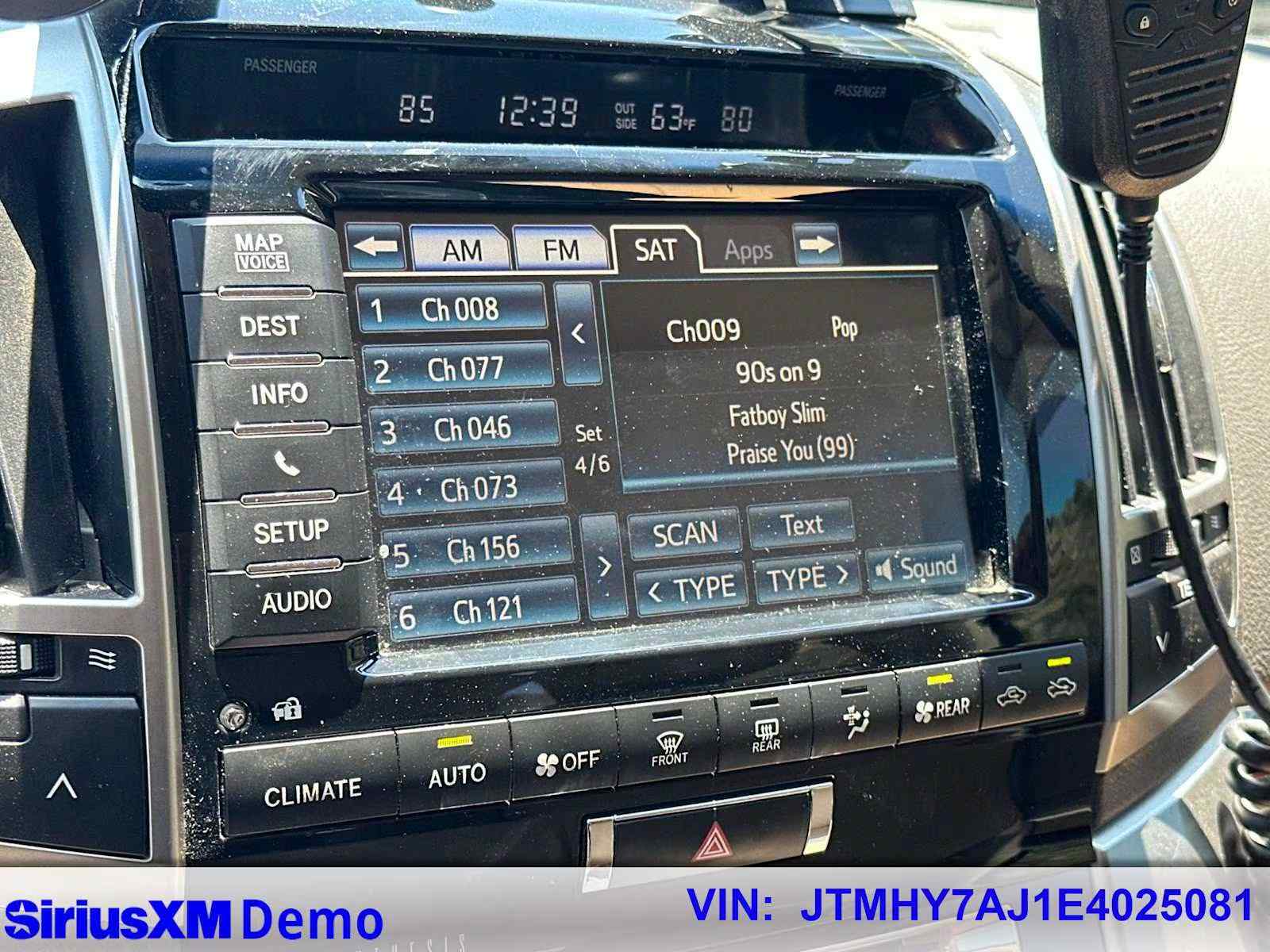 2014-toyota-land-cruiser-for-sale-monterey-california-26