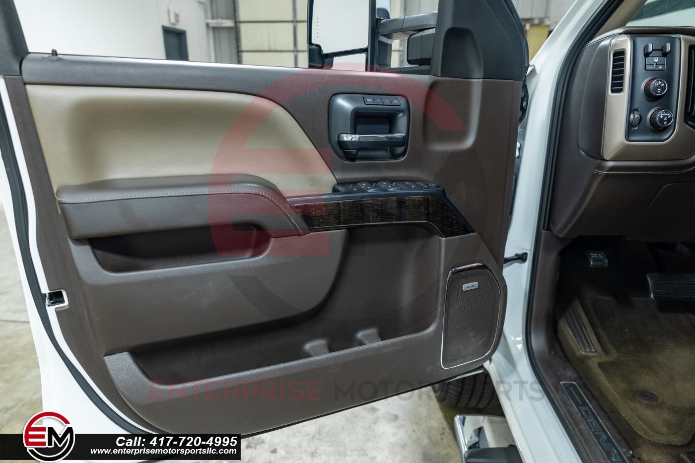 2015-gmc-sierra-2500-hd-denali-for-sale (26)