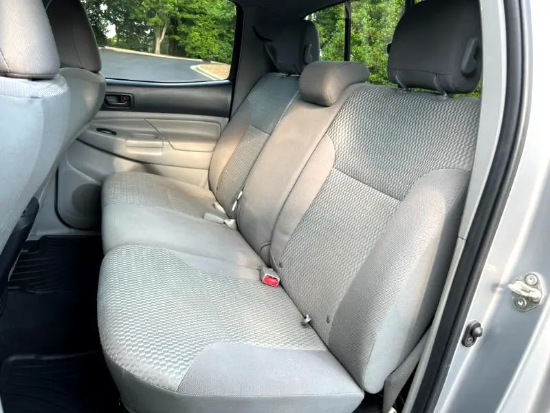 2015-toyota-tacoma-4x4 (19)