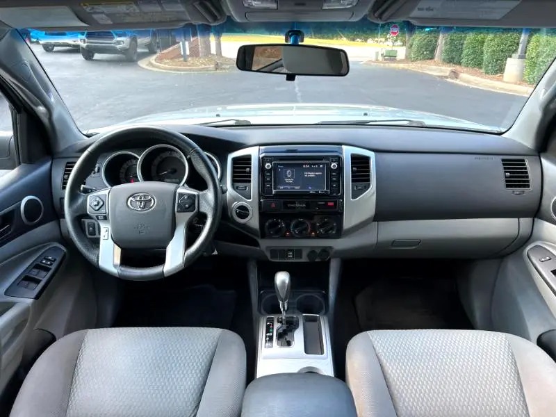 2015-toyota-tacoma-4x4 (7)