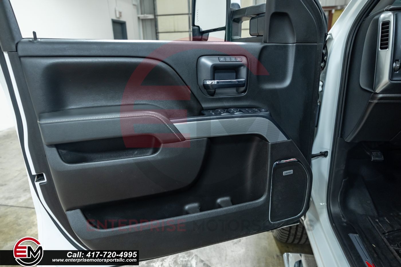 2016-chevrolet-silverado-3500-hd-ltz-for-sale-springfield-mo-38