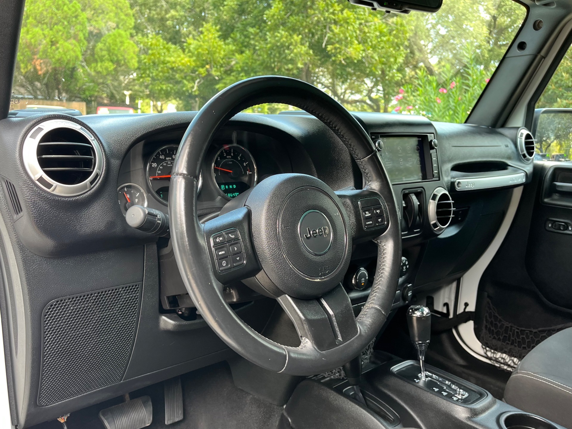 2016-jeep-wrangler-sahara-for-sale (11)