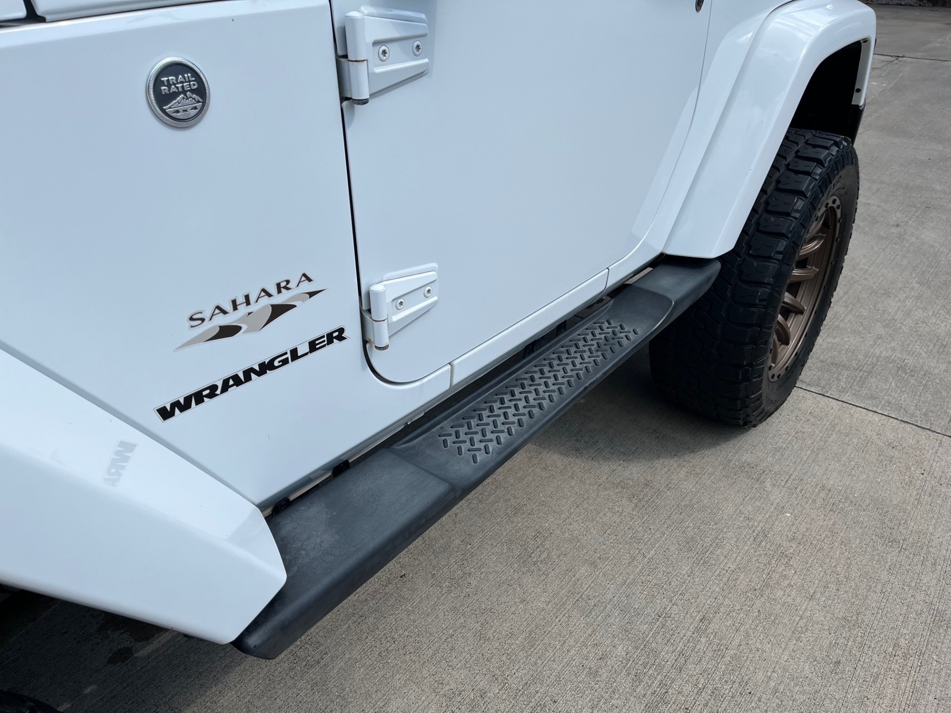 2016-jeep-wrangler-sahara-for-sale (18)