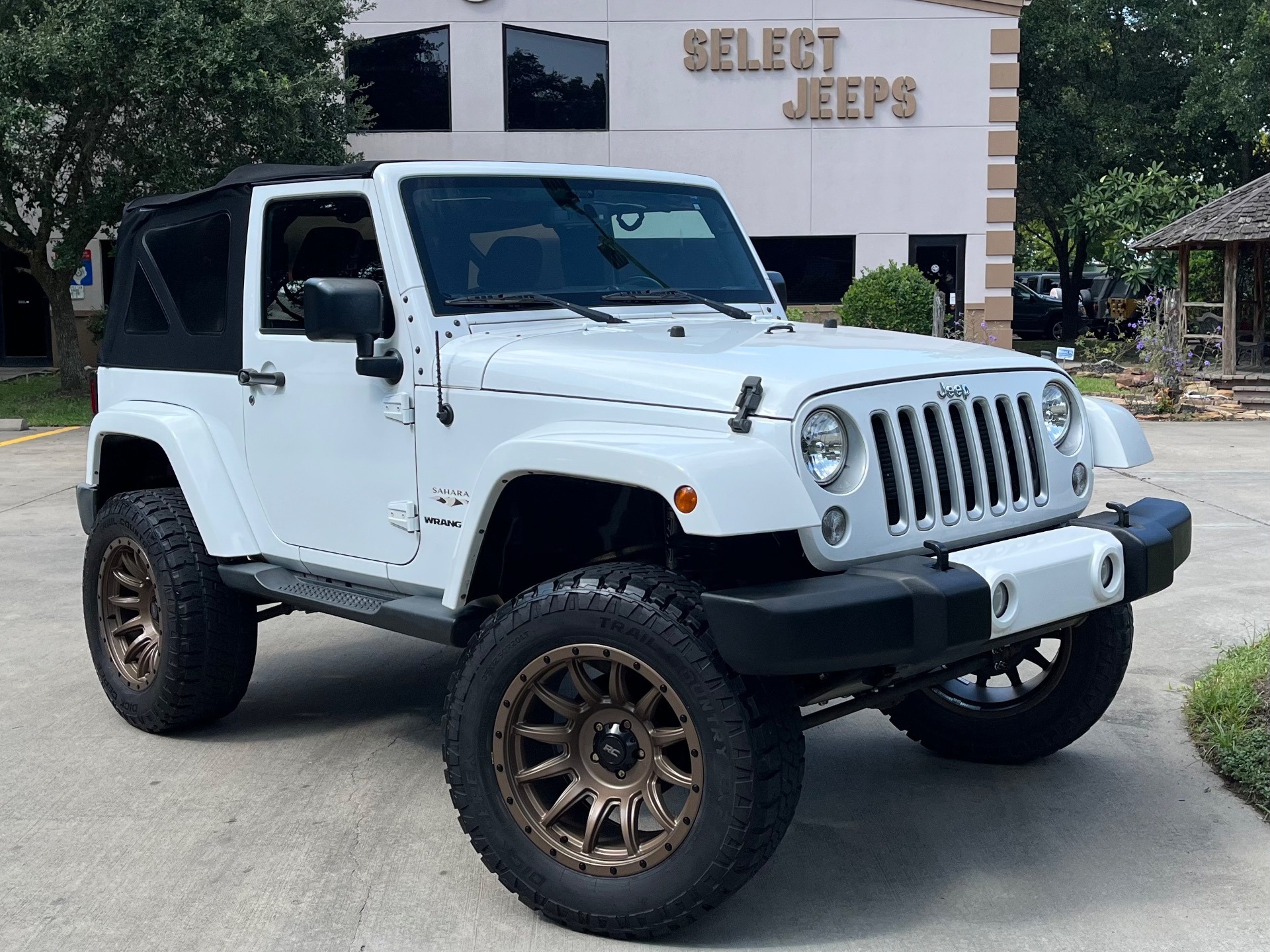 2016-jeep-wrangler-sahara-for-sale (25)