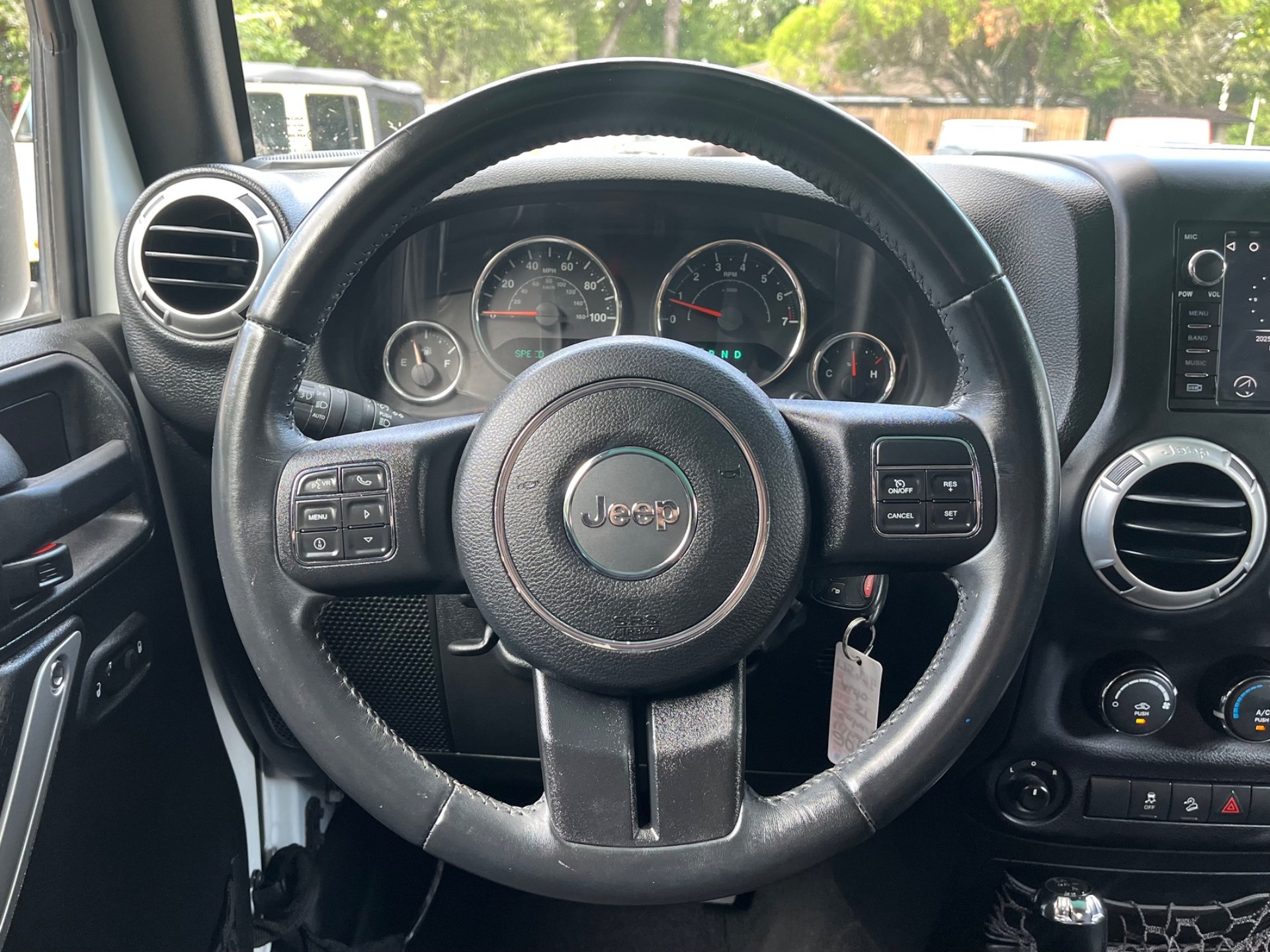 2016-jeep-wrangler-sahara-for-sale (7)