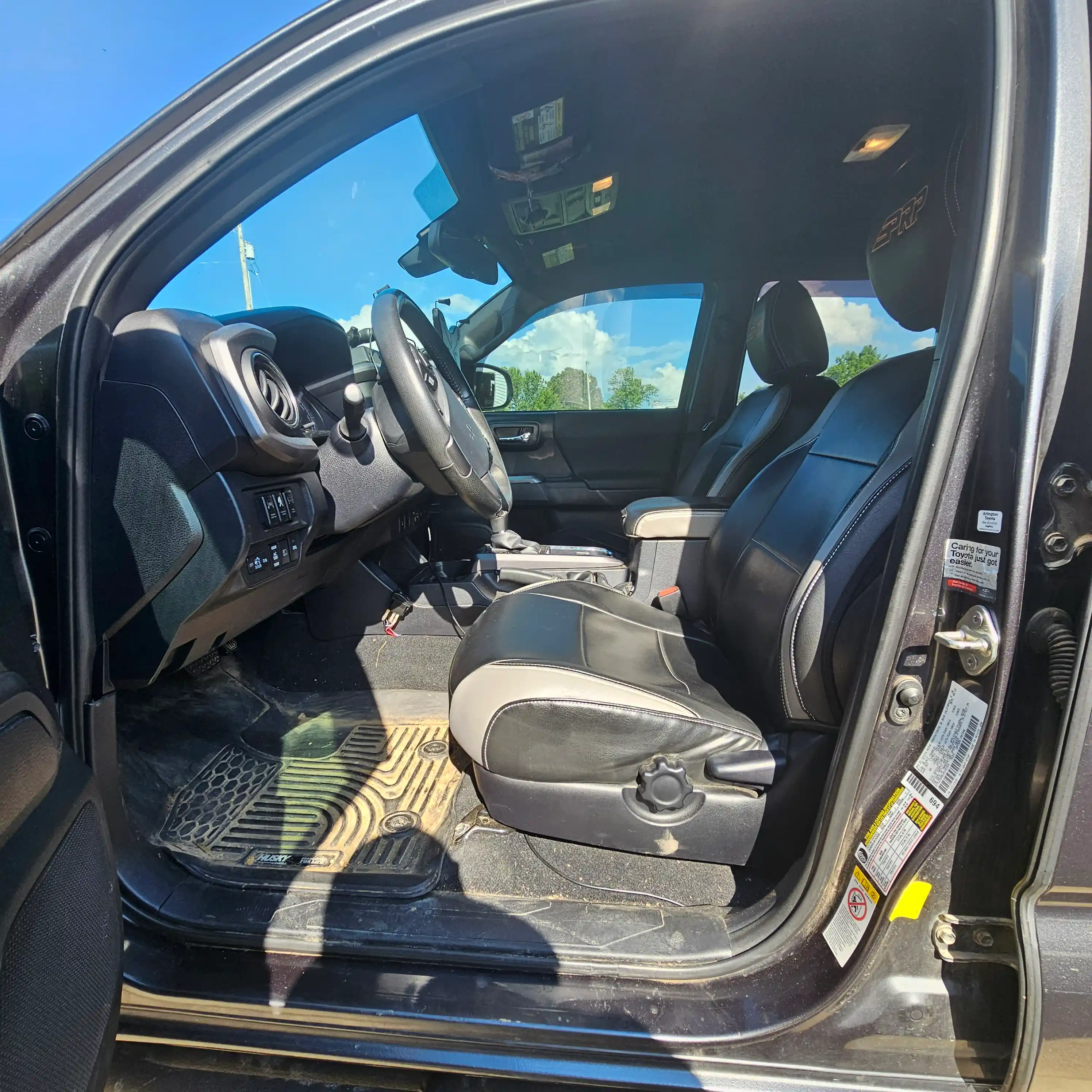 2018-toyota-tacoma-trd-offroad-for-sale-ky-05