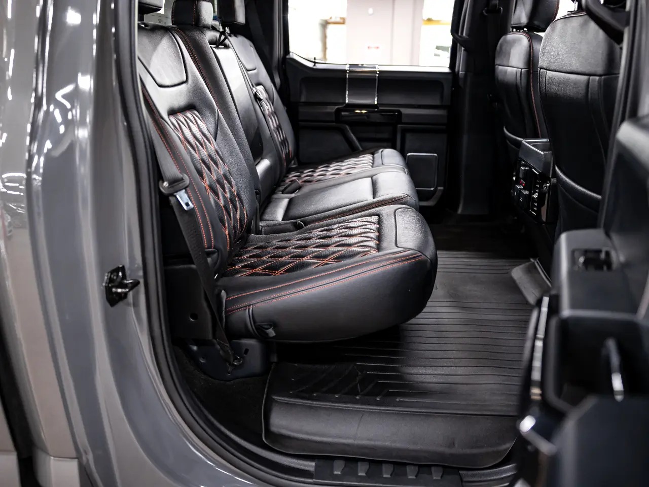 2019-ford-f150-lariat-super-crew (16)