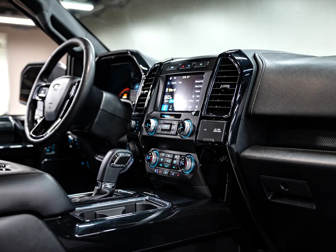 2019-ford-f150-lariat-super-crew (22)