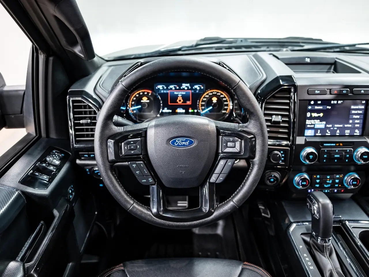 2019-ford-f150-lariat-super-crew (44)