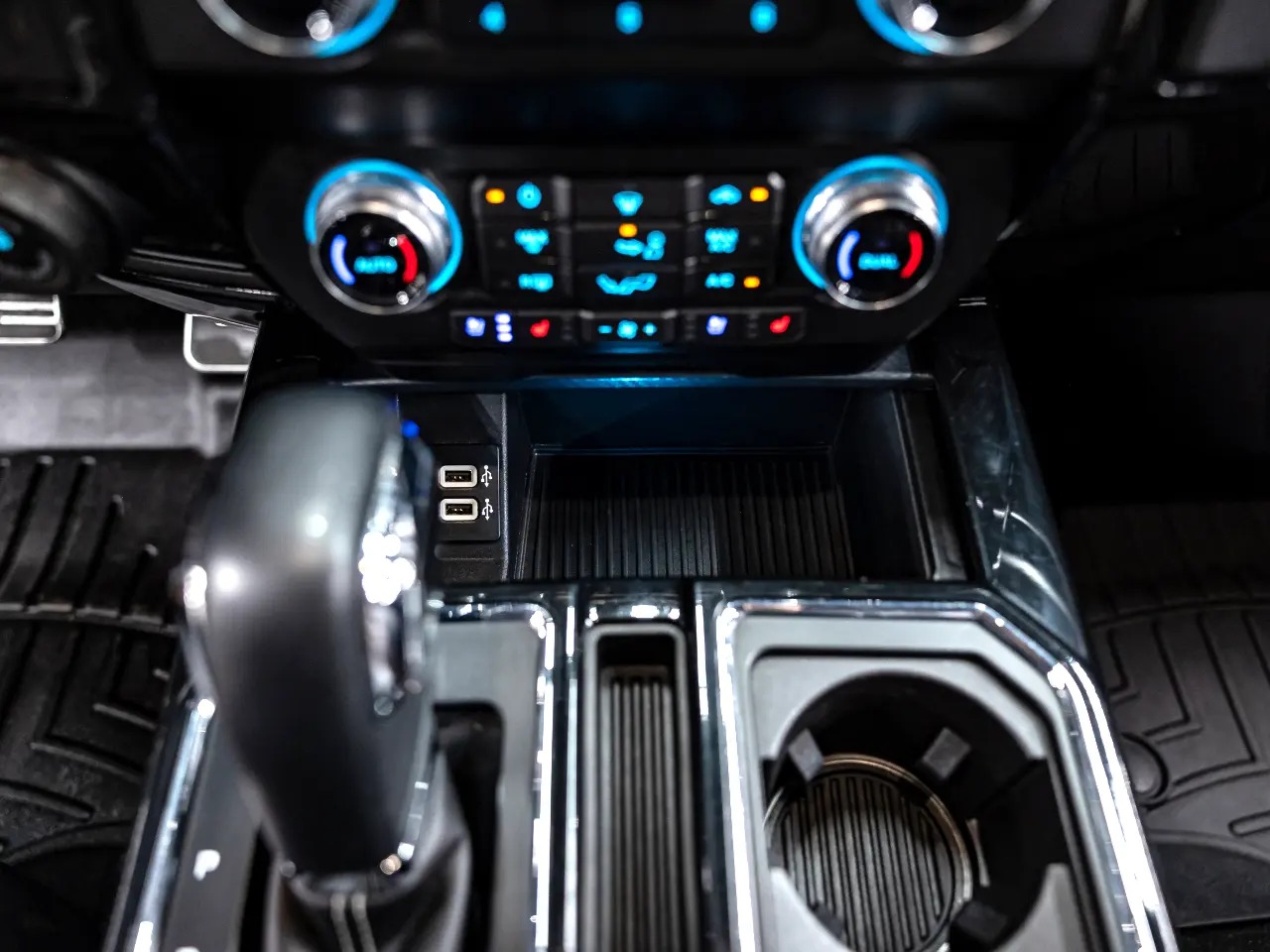 2019-ford-f150-lariat-super-crew (48)