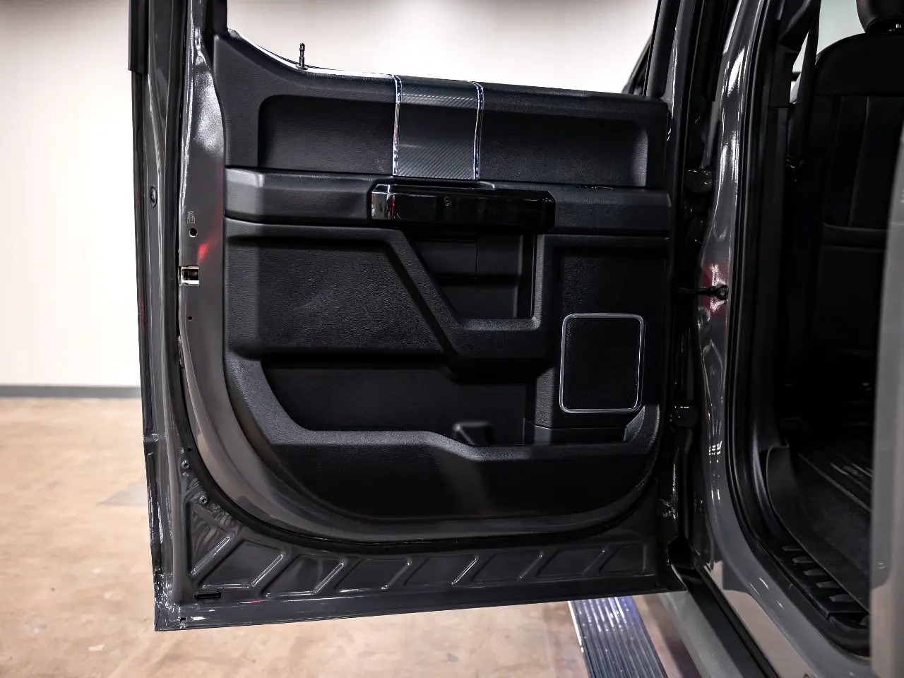 2019-ford-f150-lariat-super-crew (50)