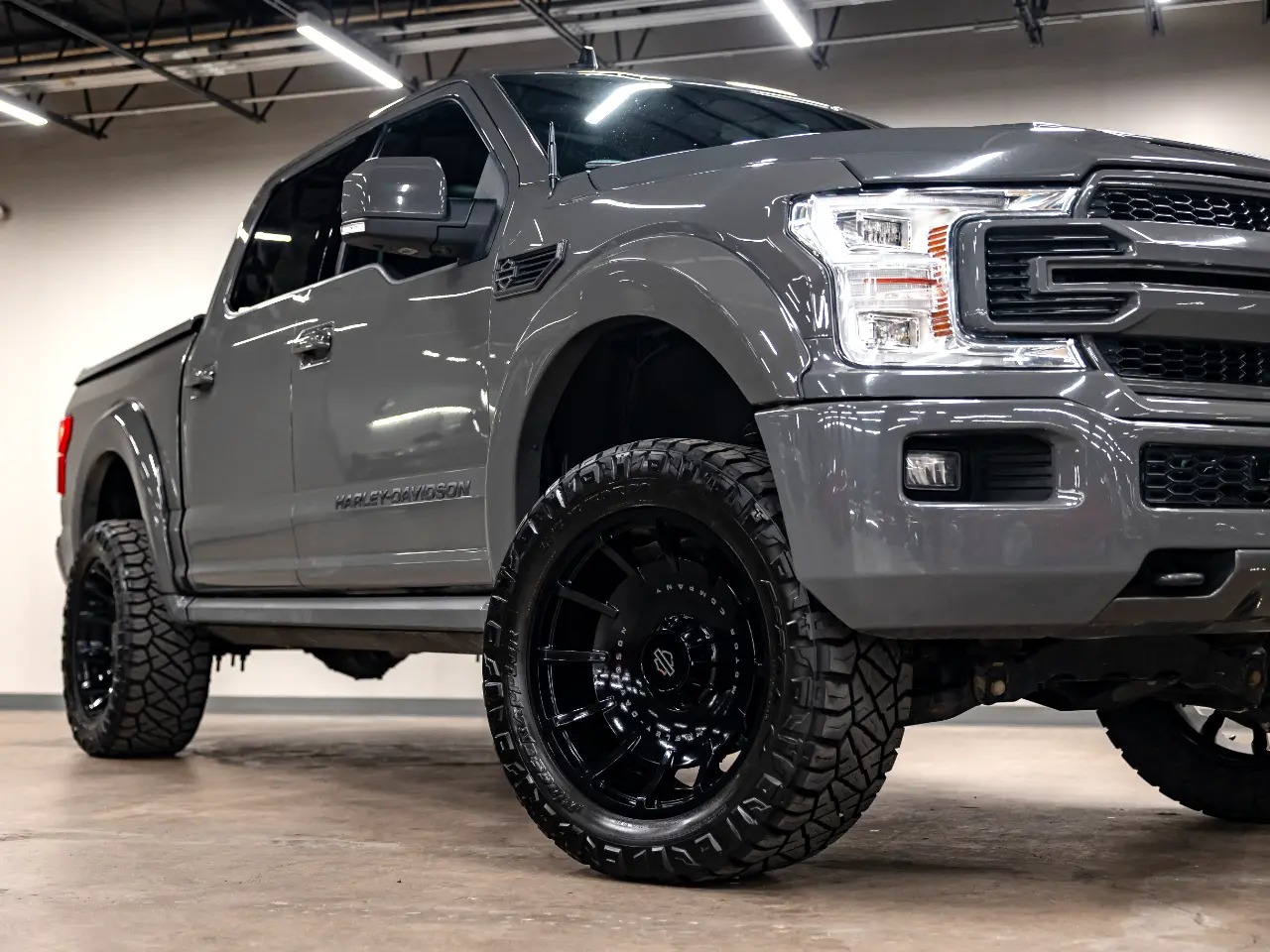 2019-ford-f150-lariat-super-crew (7)