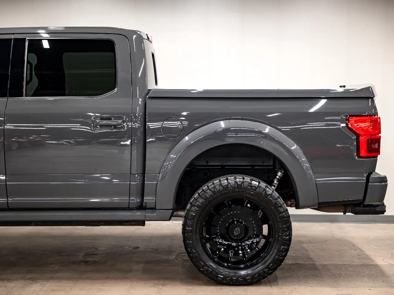 2019-ford-f150-lariat-super-crew (72)