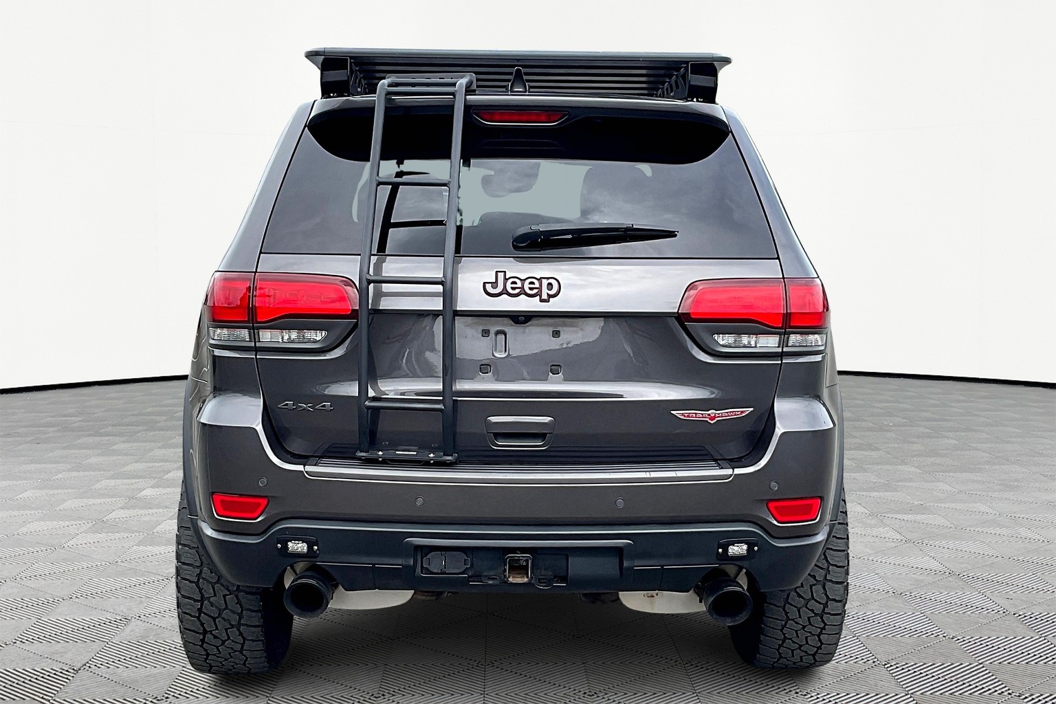 2019-jeep-grand-cherokee-trailhawk-4wd-for-sale-arlington-wa-04