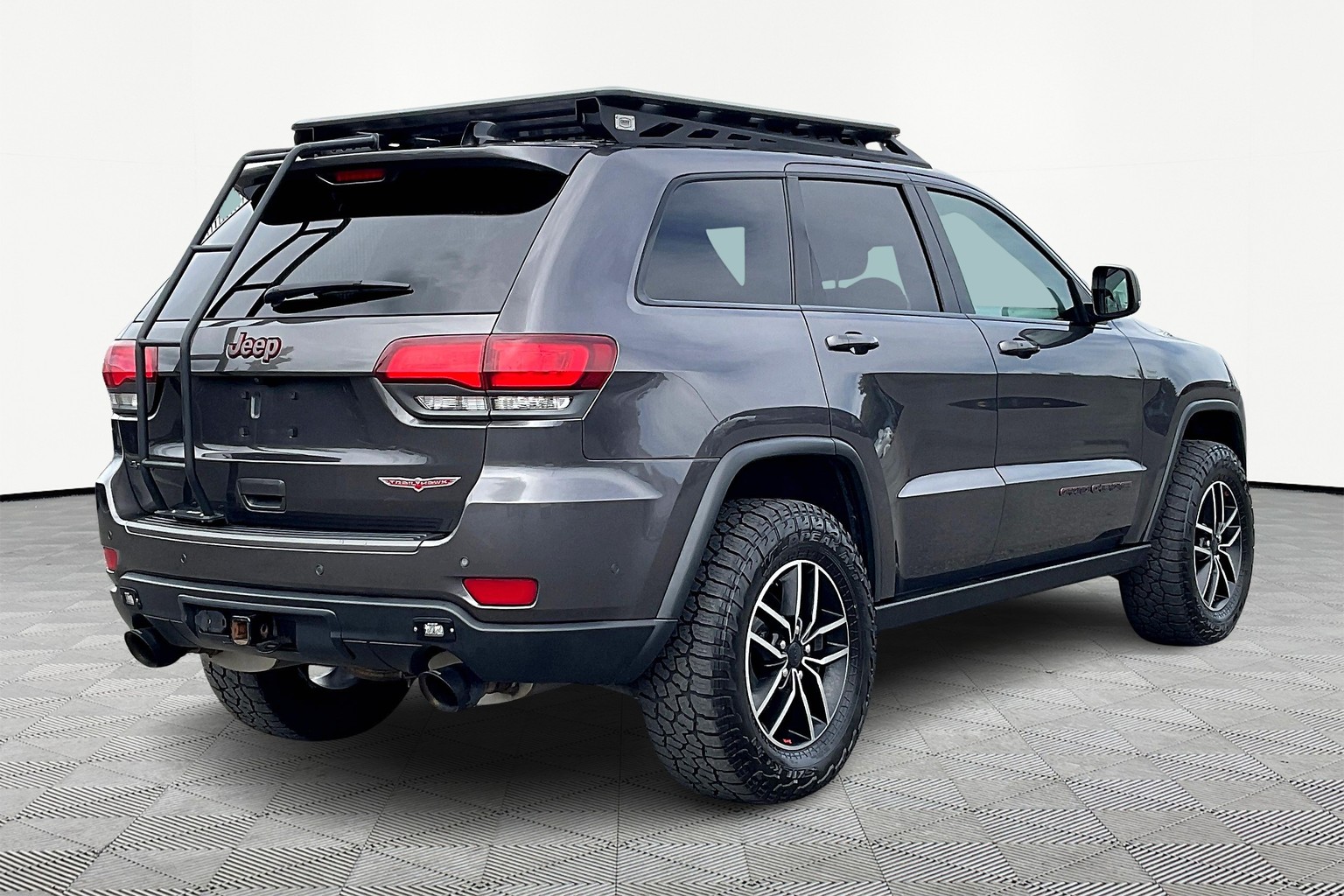 2019-jeep-grand-cherokee-trailhawk-4wd-for-sale-arlington-wa-10