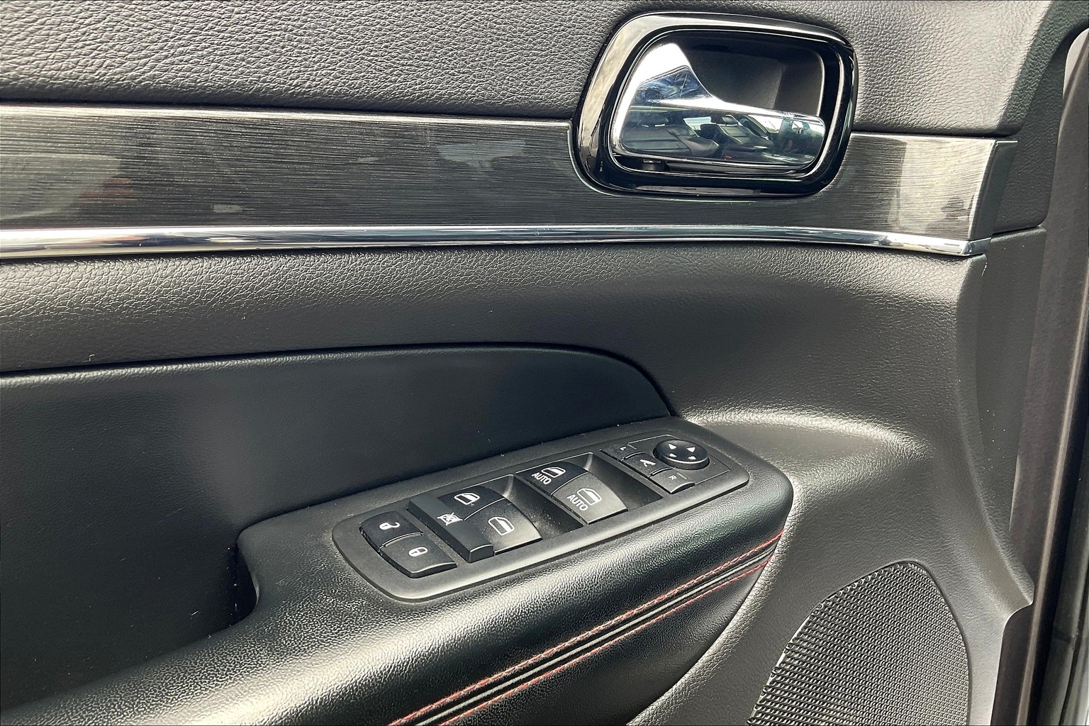 2019-jeep-grand-cherokee-trailhawk-4wd-for-sale-arlington-wa-19